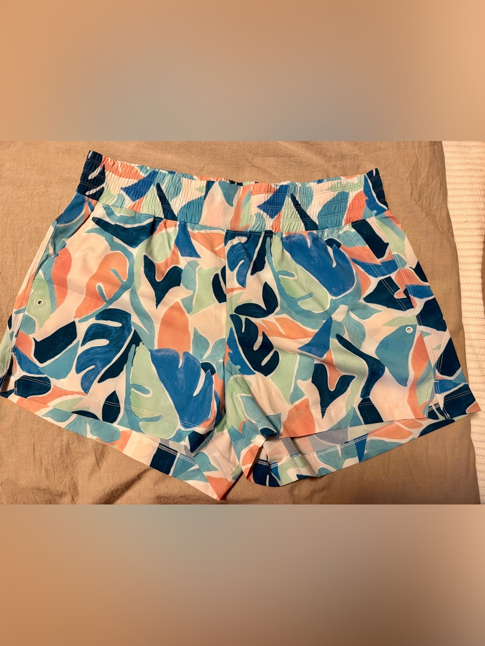 Old Navy Active Short Unlined